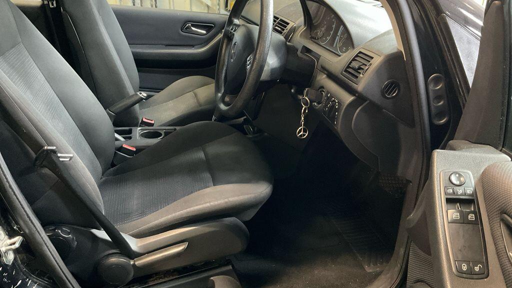 Used Mercedes-Benz A-Class 2012 for sale - 77203278: Photo 6