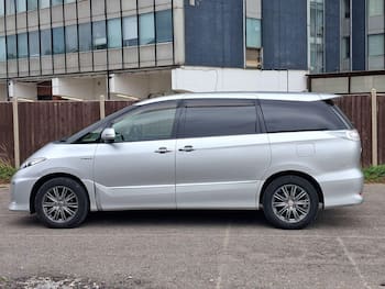 Used Toyota Estima 2013 for sale - 79712208: Photo