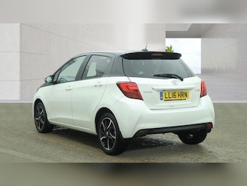 Used Toyota Yaris 2016 for sale - 78989131: Photo