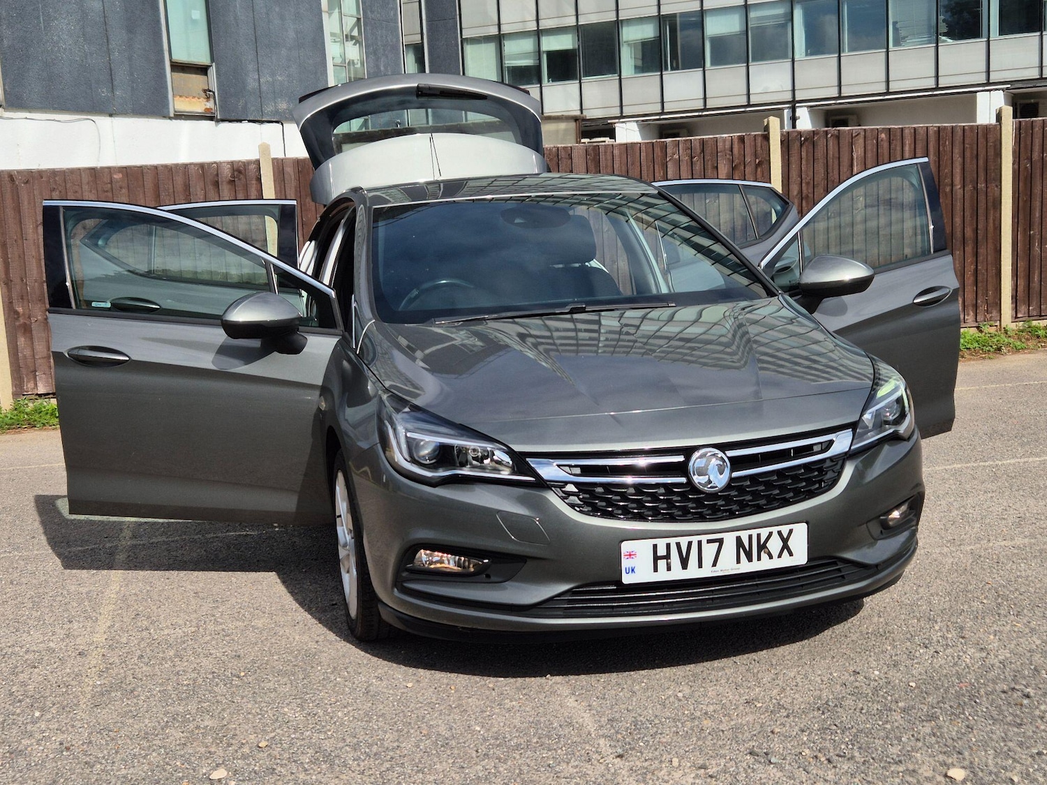 Used Vauxhall Astra 2017 for sale - 76993658: Photo 18