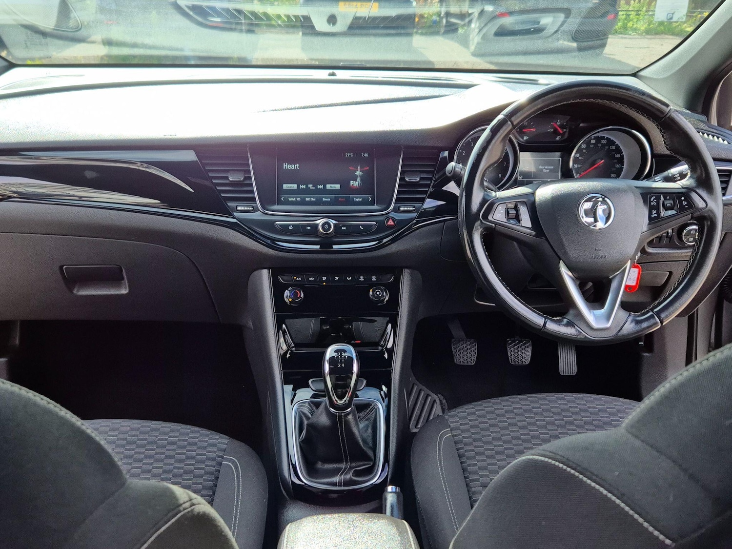 Used Vauxhall Astra 2017 for sale - 76993658: Photo 7