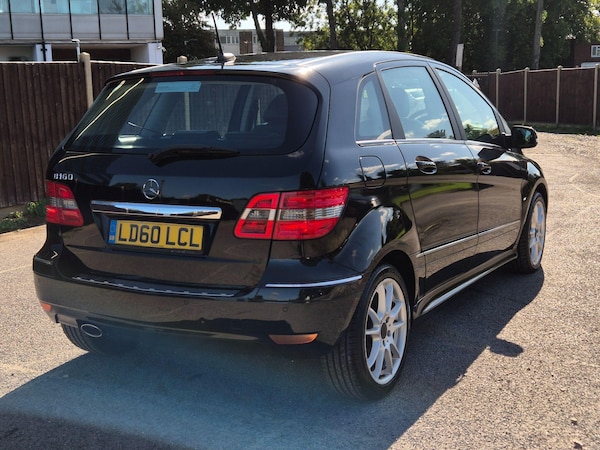 Used Mercedes-Benz B Class 2010 for sale - 75720096: Photo 17