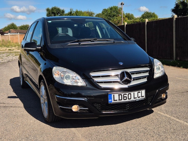Used Mercedes-Benz B Class 2010 for sale - 75720096: Photo 1