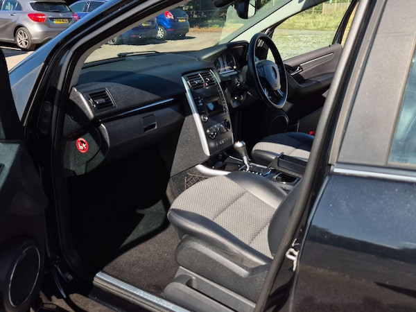 Used Mercedes-Benz B Class 2010 for sale - 75720096: Photo 23