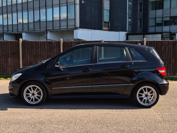 Used Mercedes-Benz B Class 2010 for sale - 75720096: Photo 4