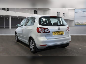 Used Volkswagen Golf Plus 2009 for sale - 76633076: Photo