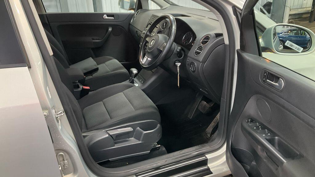 Used Volkswagen Golf Plus 2009 for sale - 76633076: Photo 8