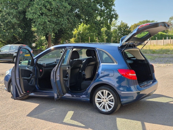 Used Mercedes-Benz B-Class 2012 for sale - 75290668: Photo 20