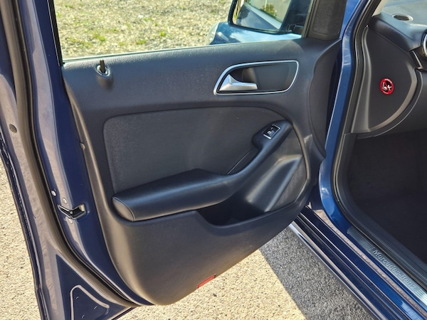 Used Mercedes-Benz B-Class 2012 for sale - 75290668: Photo 23