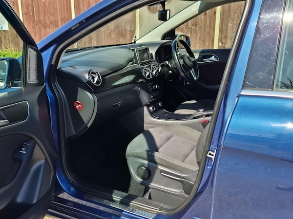 Used Mercedes-Benz B-Class 2012 for sale - 75290668: Photo 37