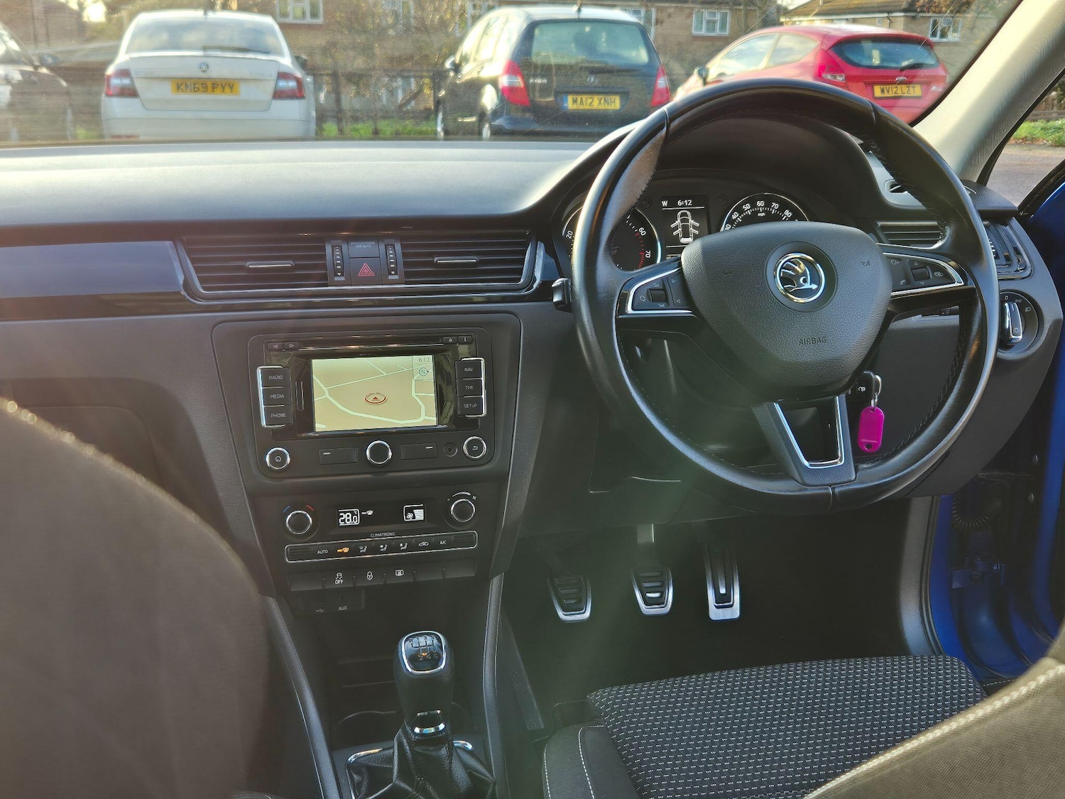 Used Skoda Rapid Spaceback 2015 for sale - 76942487: Photo 25