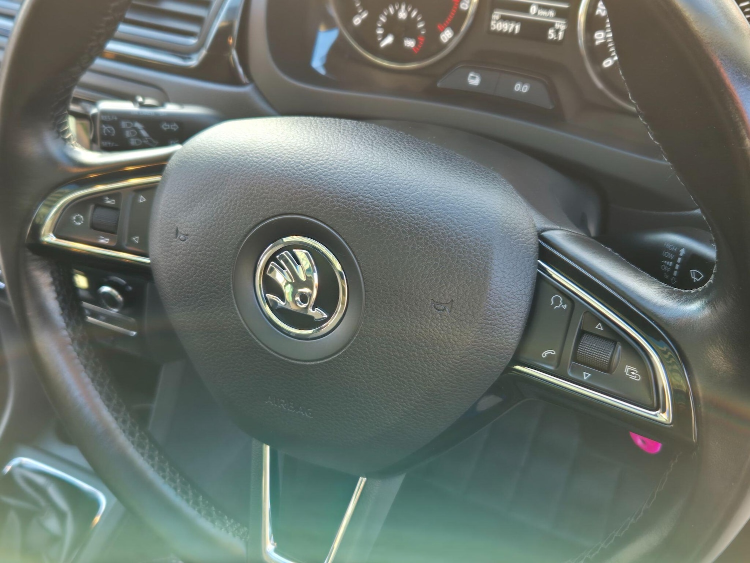 Used Skoda Rapid Spaceback 2015 for sale - 76942487: Photo 31