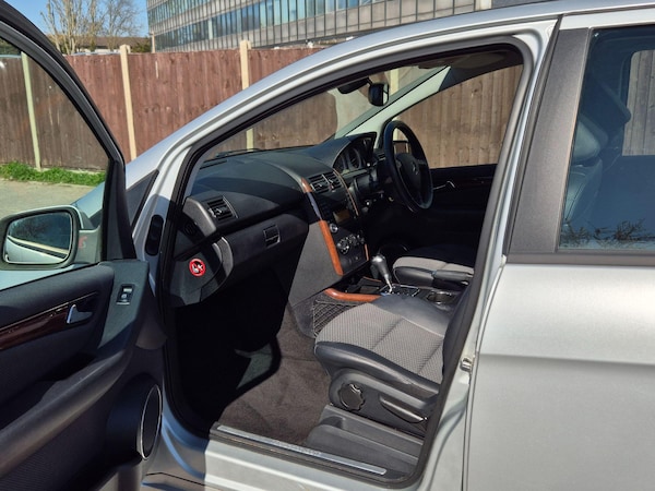 Used Mercedes-Benz A-Class 2010 for sale - 74375018: Photo 34