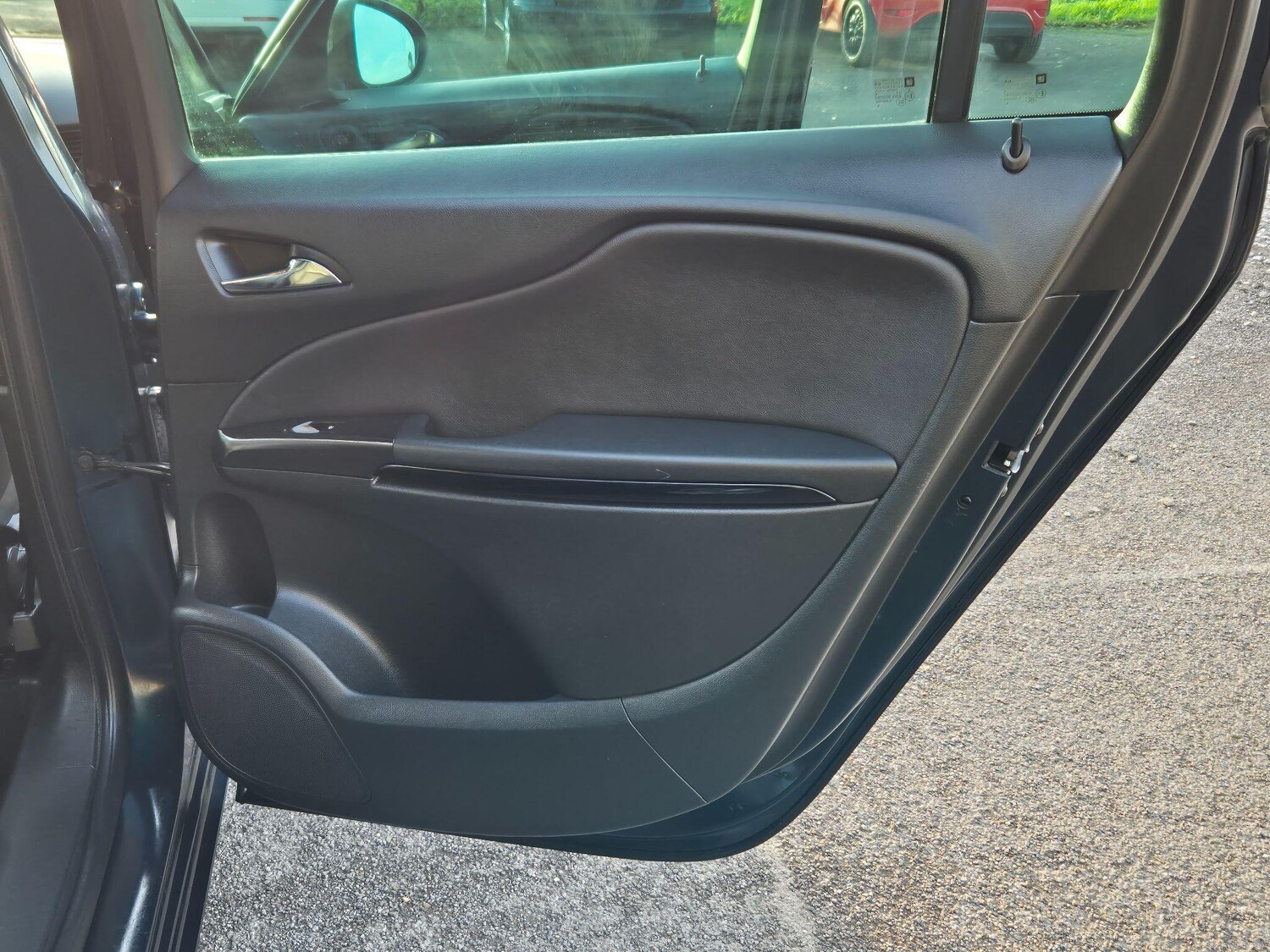 Used Vauxhall Zafira Tourer 2016 for sale - 76658609: Photo 26