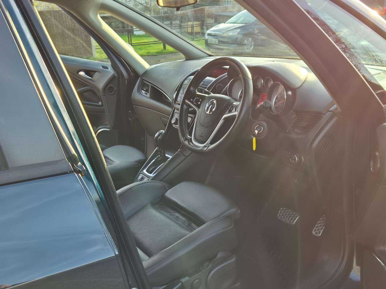 Used Vauxhall Zafira Tourer 2016 for sale - 76658609: Photo 28