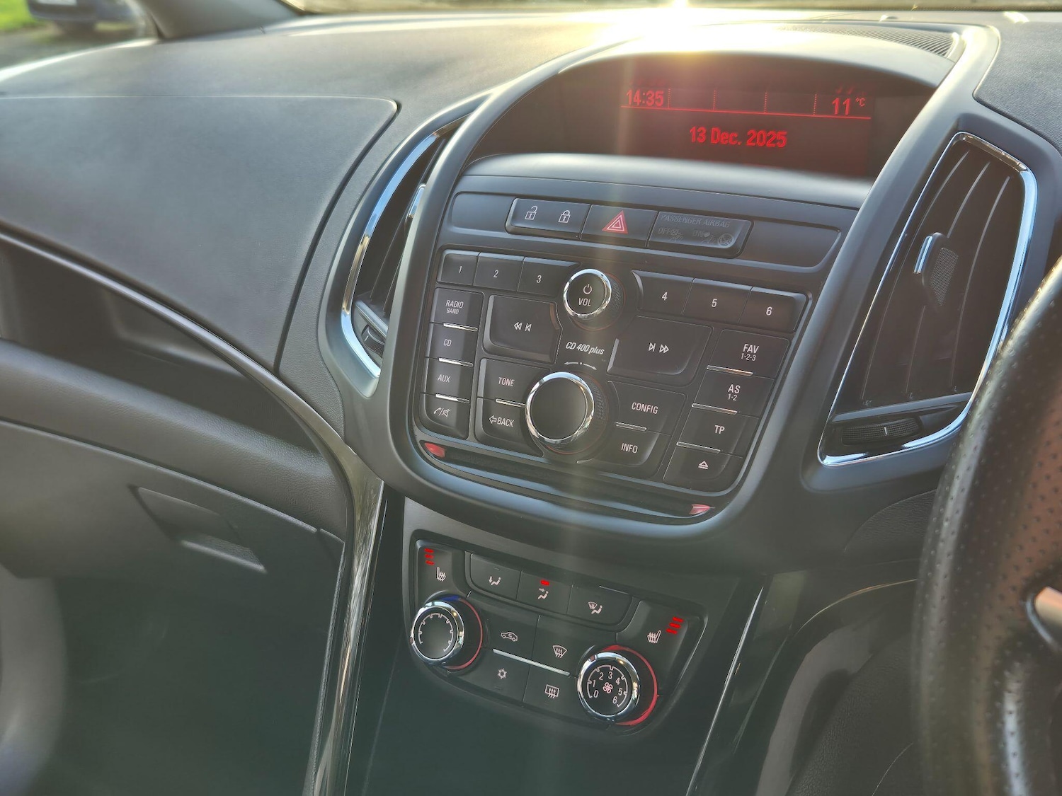 Used Vauxhall Zafira Tourer 2016 for sale - 76658609: Photo 31