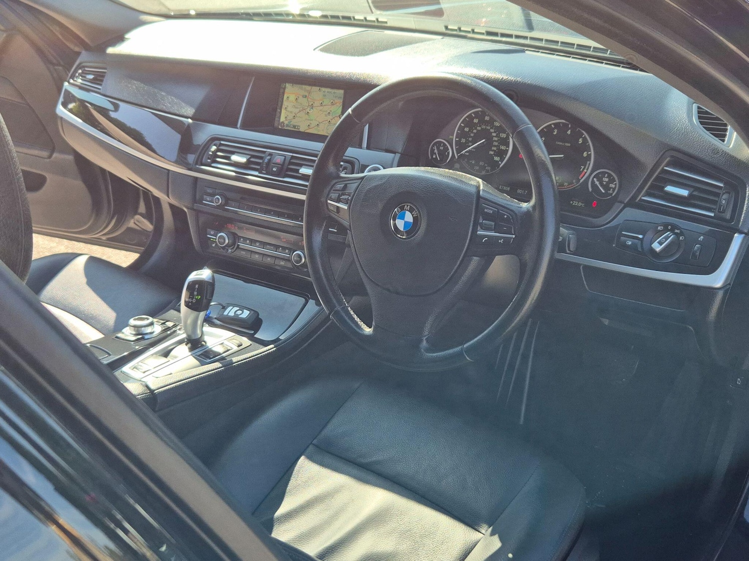 Used BMW 5 Series 2015 for sale - 75964739: Photo 33