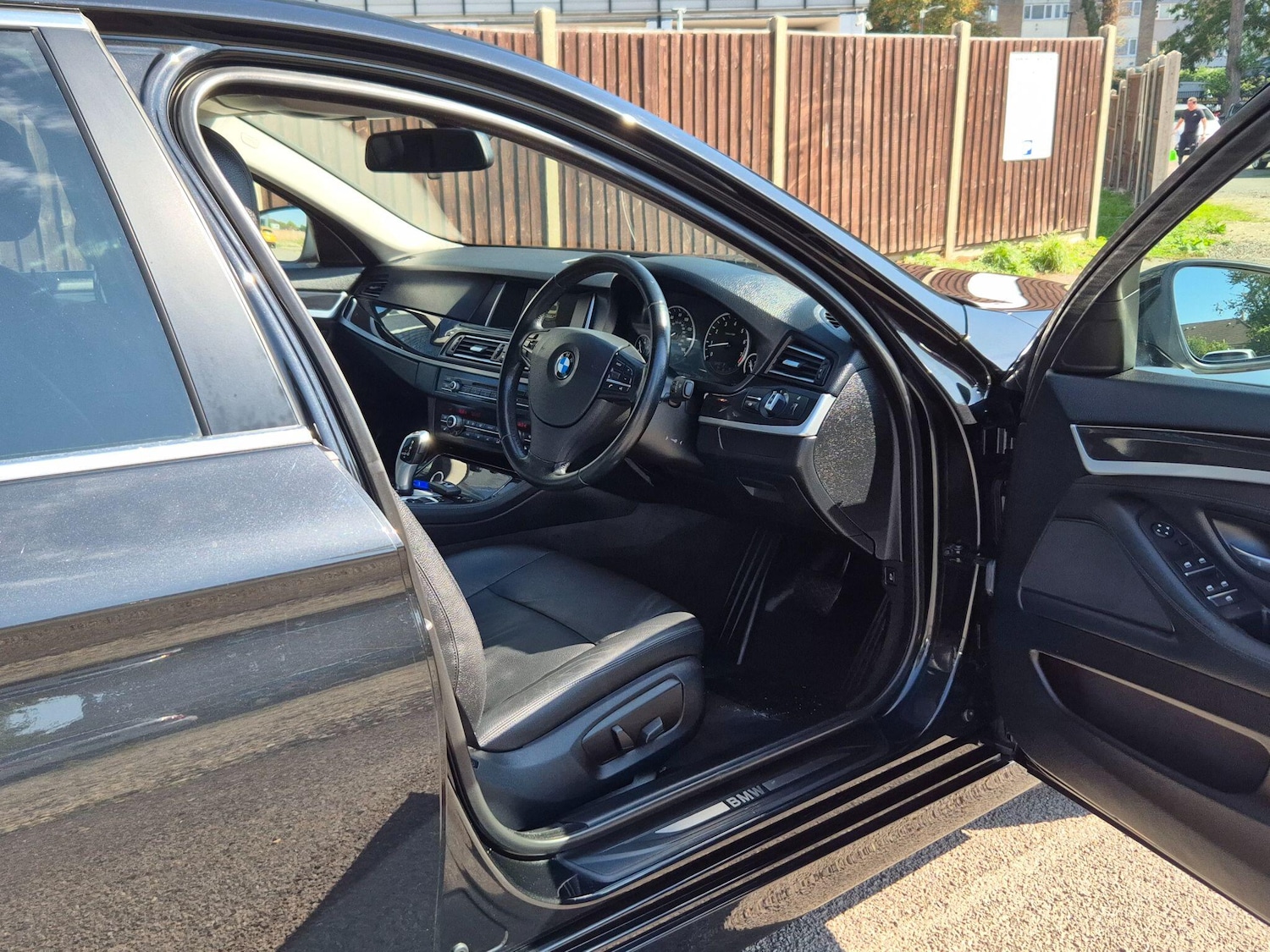 Used BMW 5 Series 2015 for sale - 75964739: Photo 55