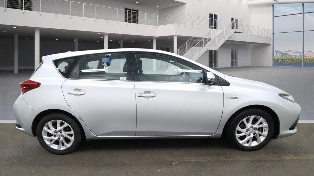 Used Toyota Auris 2017 for sale - 77376861: Photo 3