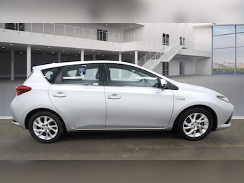 Used Toyota Auris 2017 for sale - 77376861: Photo