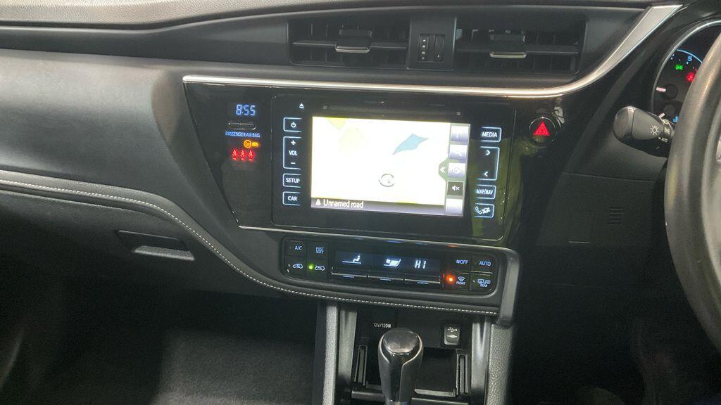 Used Toyota Auris 2017 for sale - 76633313: Photo 6