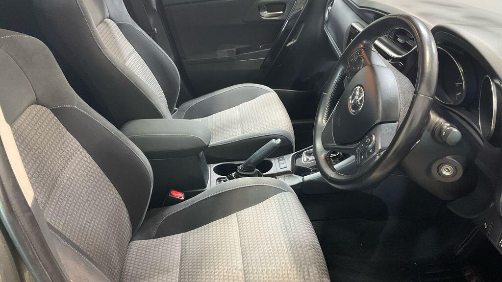 Used Toyota Auris 2017 for sale - 76633313: Photo 7