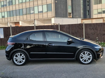 Used Honda Civic 2010 for sale - 75520548: Photo