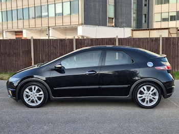 Used Honda Civic 2010 for sale - 75520548: Photo