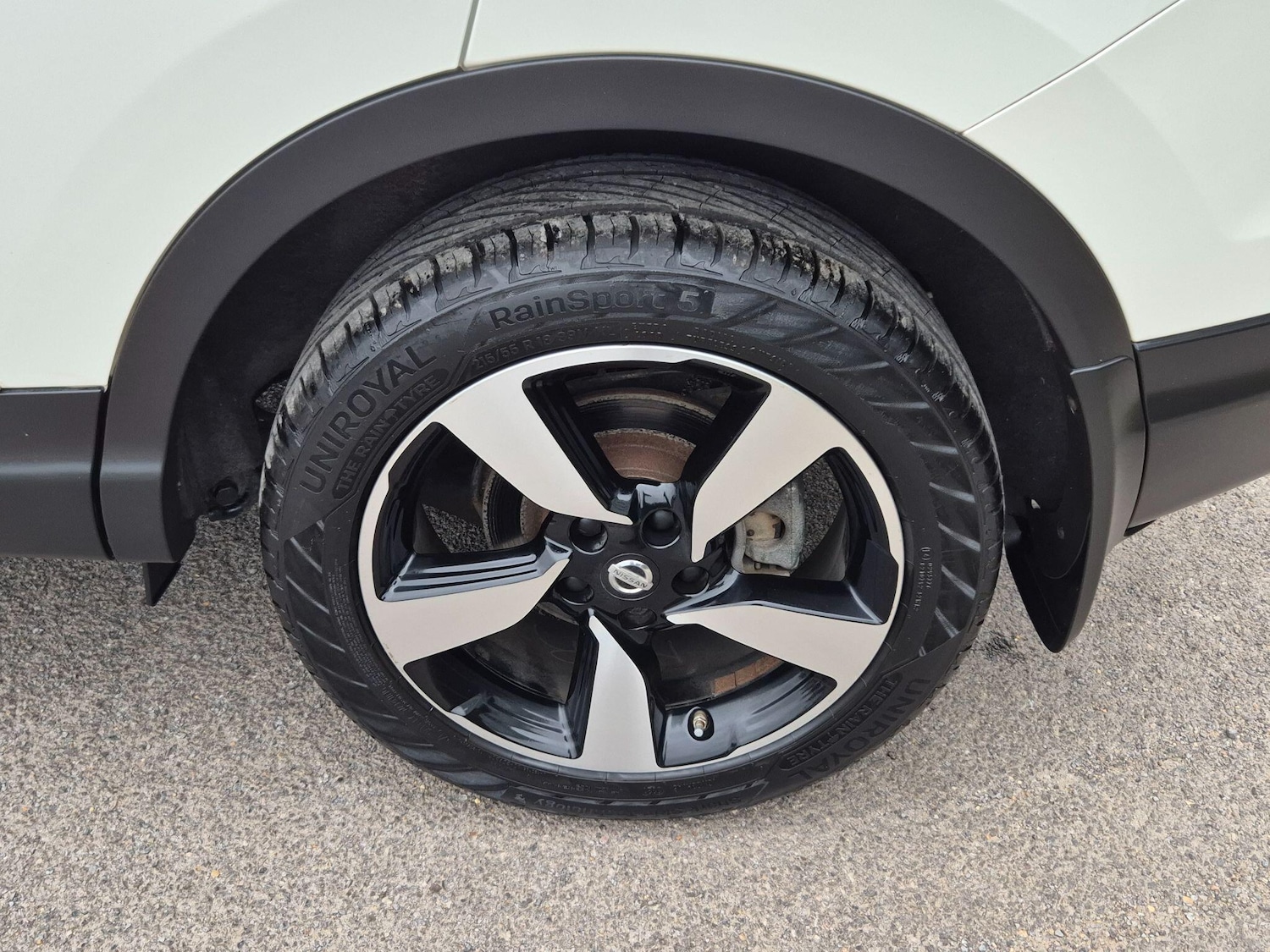 Used Nissan Qashqai 2015 for sale - 76042941: Photo 14