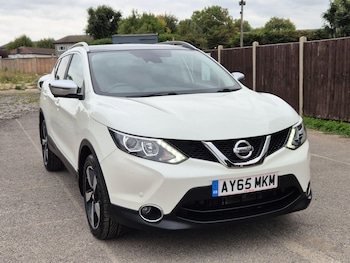 Used Nissan Qashqai 2015 for sale - 76042941: Photo