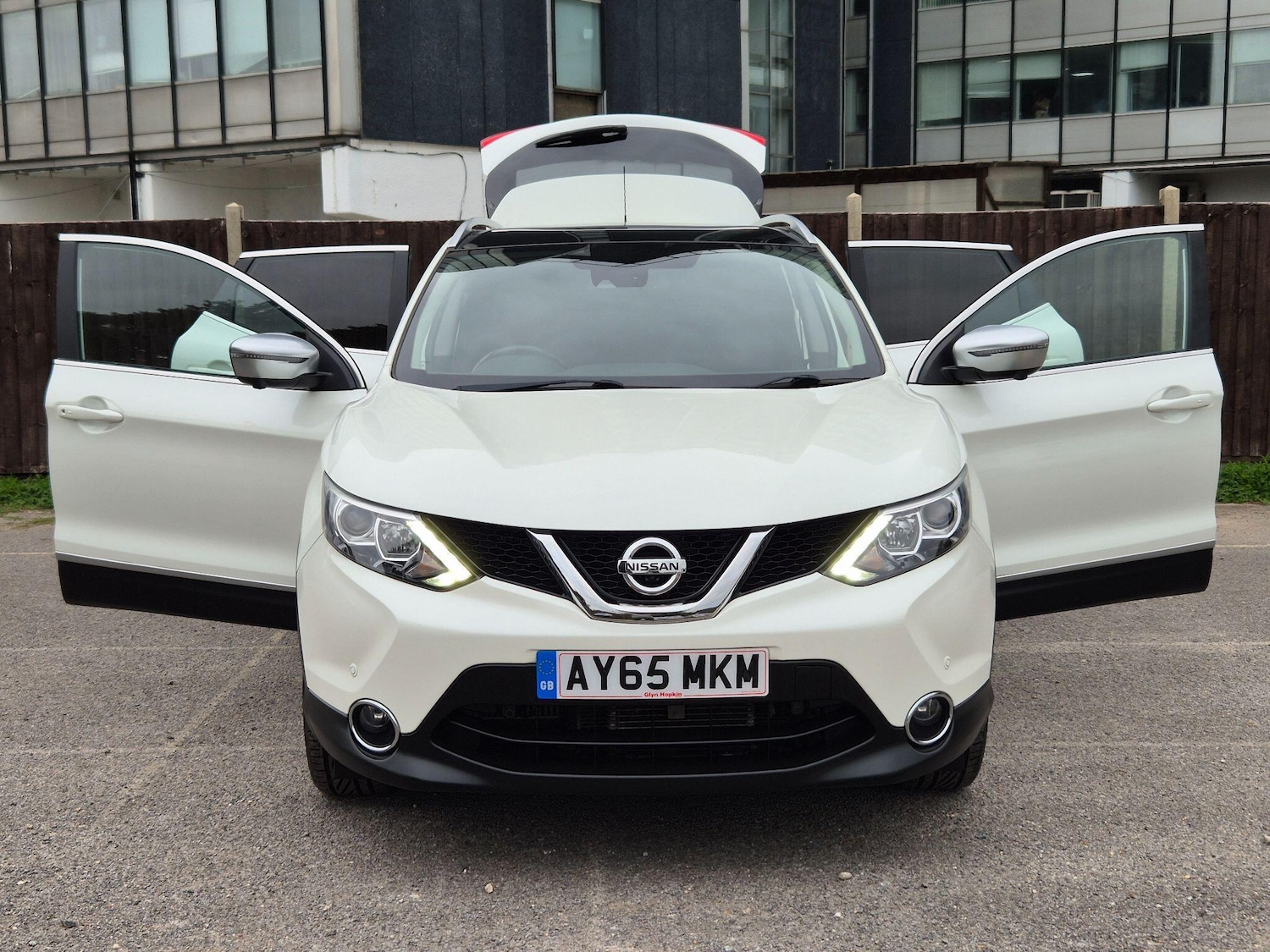 Used Nissan Qashqai 2015 for sale - 76042941: Photo 22