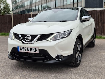 Used Nissan Qashqai 2015 for sale - 76042941: Photo
