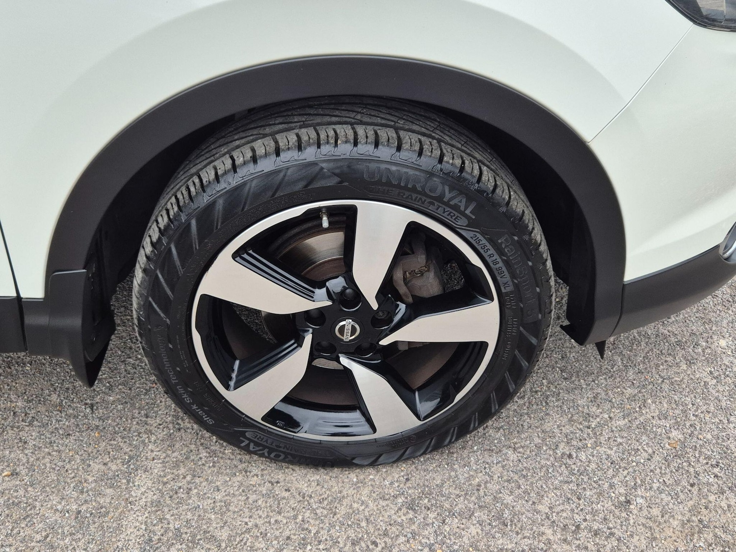 Used Nissan Qashqai 2015 for sale - 76042941: Photo 38
