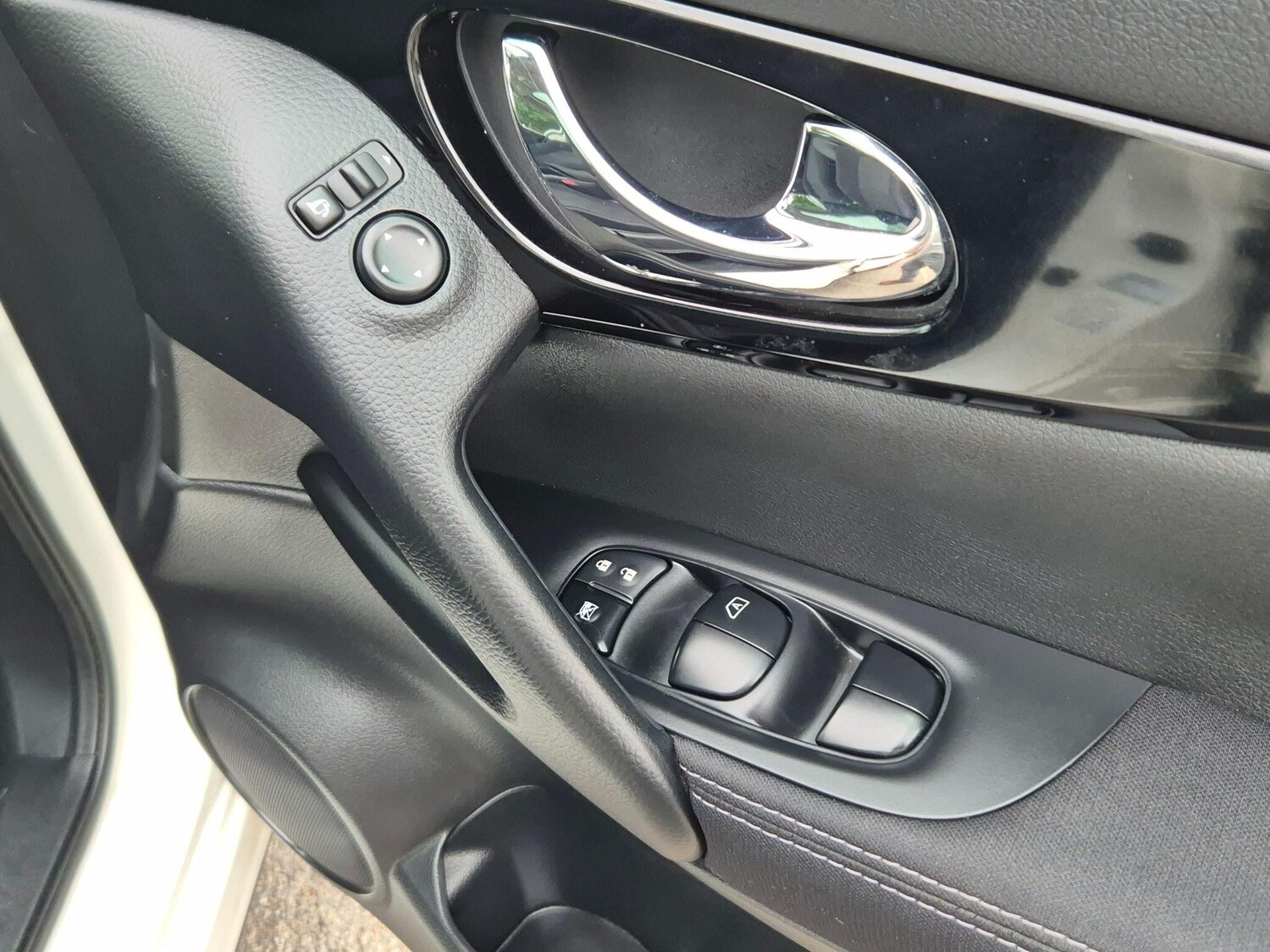 Used Nissan Qashqai 2015 for sale - 76042941: Photo 41