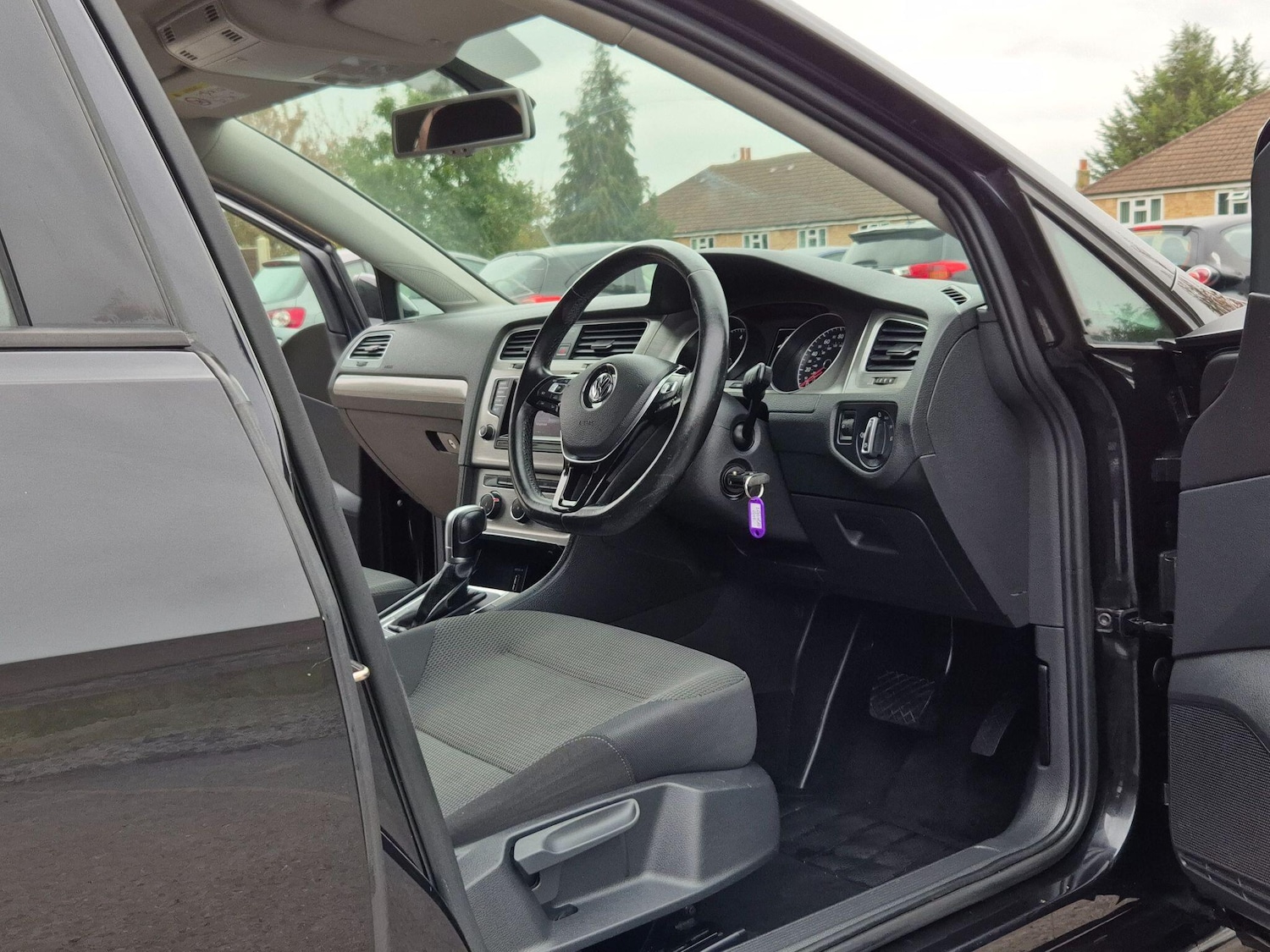 Used Volkswagen Golf 2014 for sale - 76992569: Photo 31