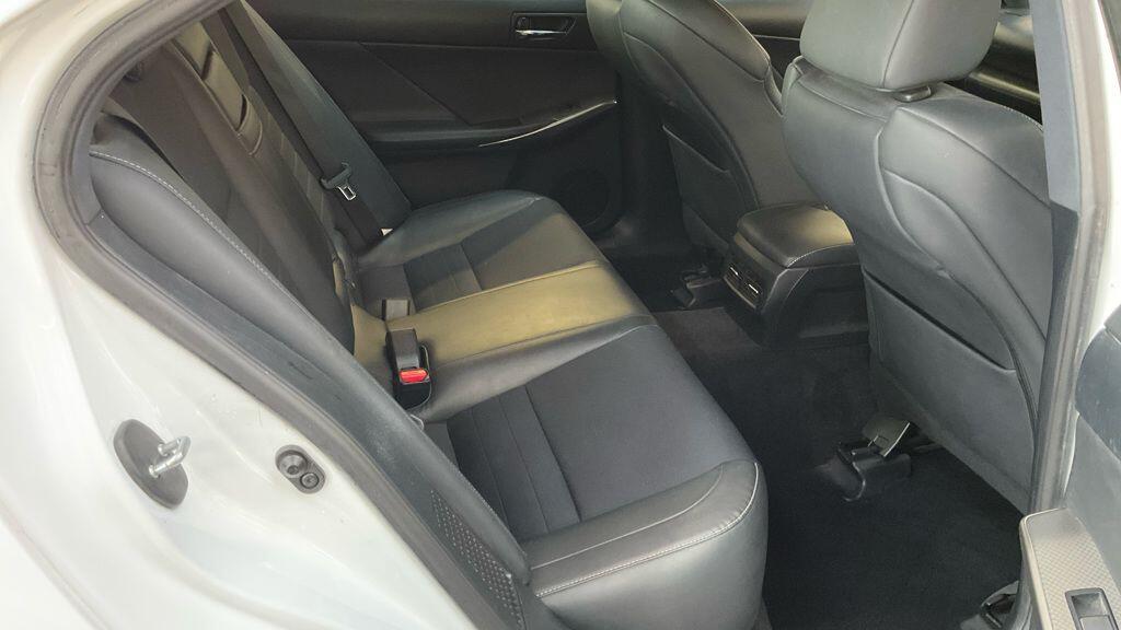 Used Lexus IS 2014 for sale - 77793345: Photo 8