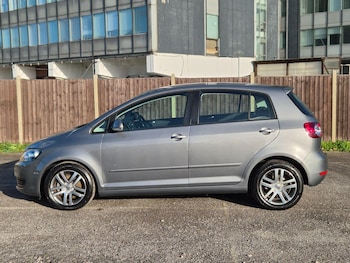 Used Volkswagen Golf Plus 2012 for sale - 76997499: Photo