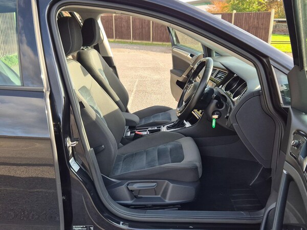 Used Volkswagen Golf 2013 for sale - 76158473: Photo 24