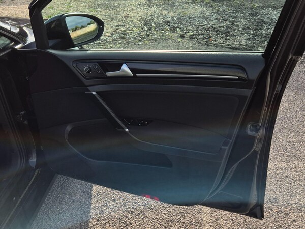 Used Volkswagen Golf 2013 for sale - 76158473: Photo 29
