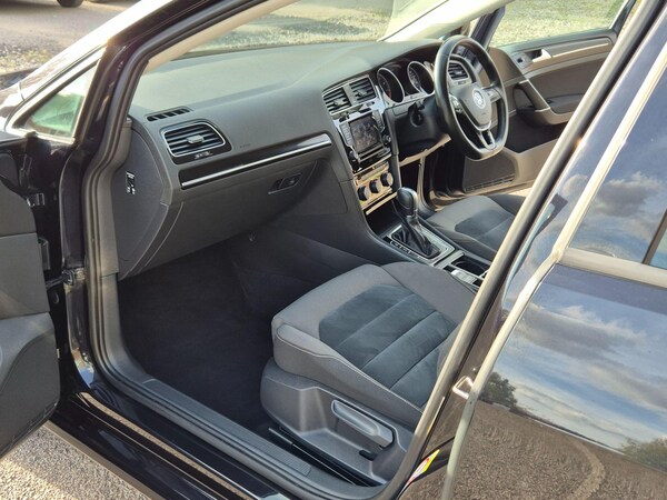 Used Volkswagen Golf 2013 for sale - 76158473: Photo 42