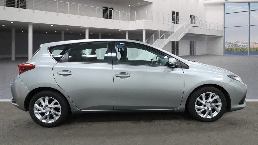 Used Toyota Auris for sale - 77824730: Photo 3