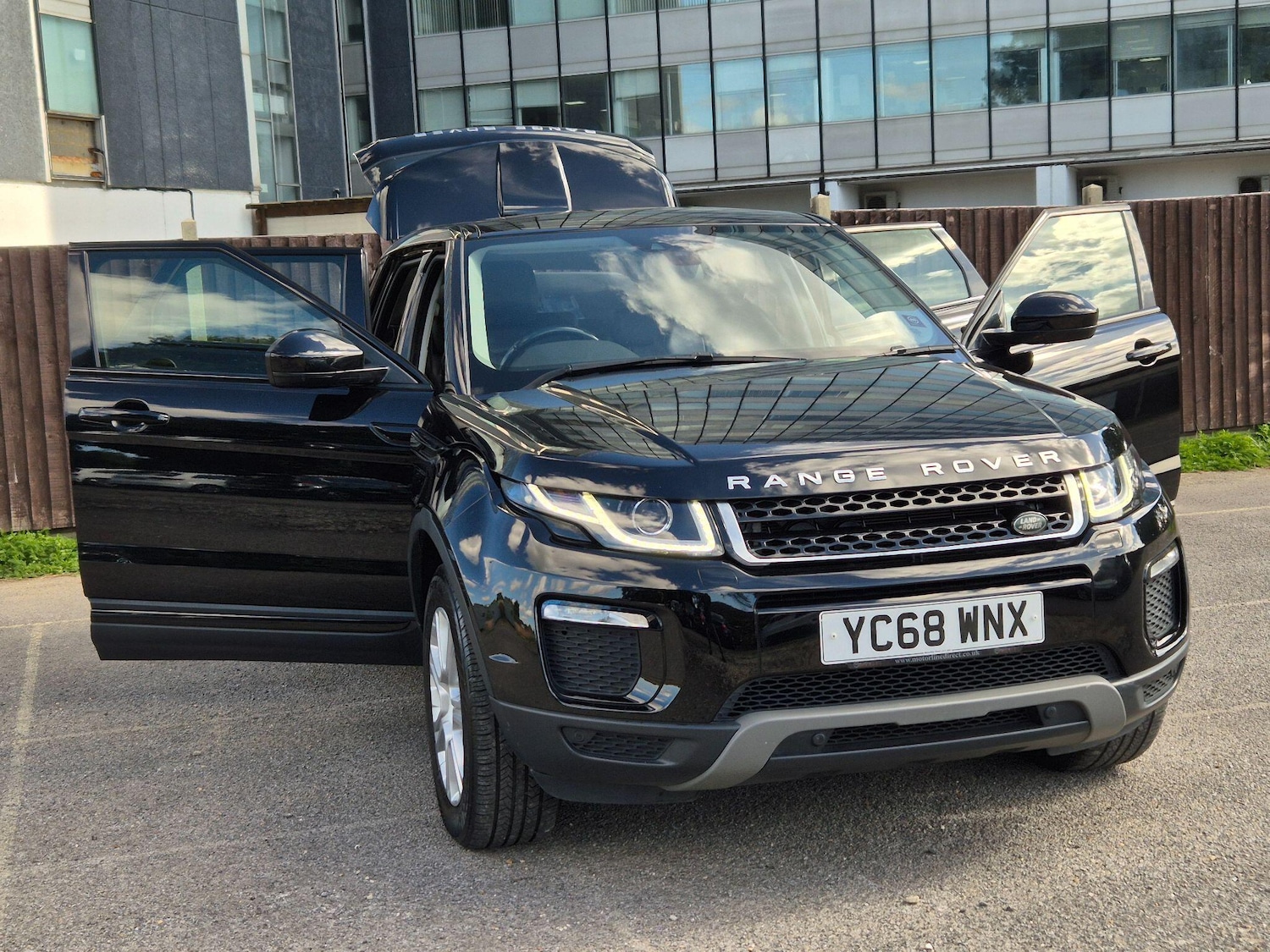 Used Land Rover Range Rover Evoque 2018 for sale - 76989087: Photo 20