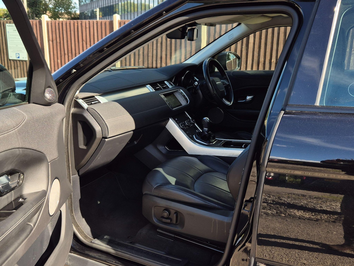 Used Land Rover Range Rover Evoque 2018 for sale - 76989087: Photo 47