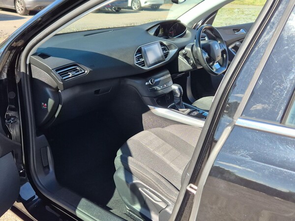 Used Peugeot 308 2015 for sale - 75770031: Photo 24