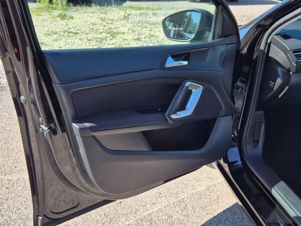 Used Peugeot 308 2015 for sale - 75770031: Photo 25