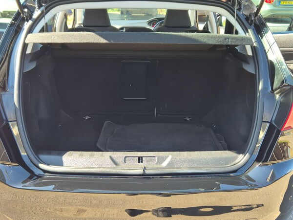 Used Peugeot 308 2015 for sale - 75770031: Photo 28