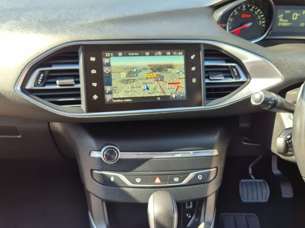 Used Peugeot 308 2015 for sale - 75770031: Photo 8