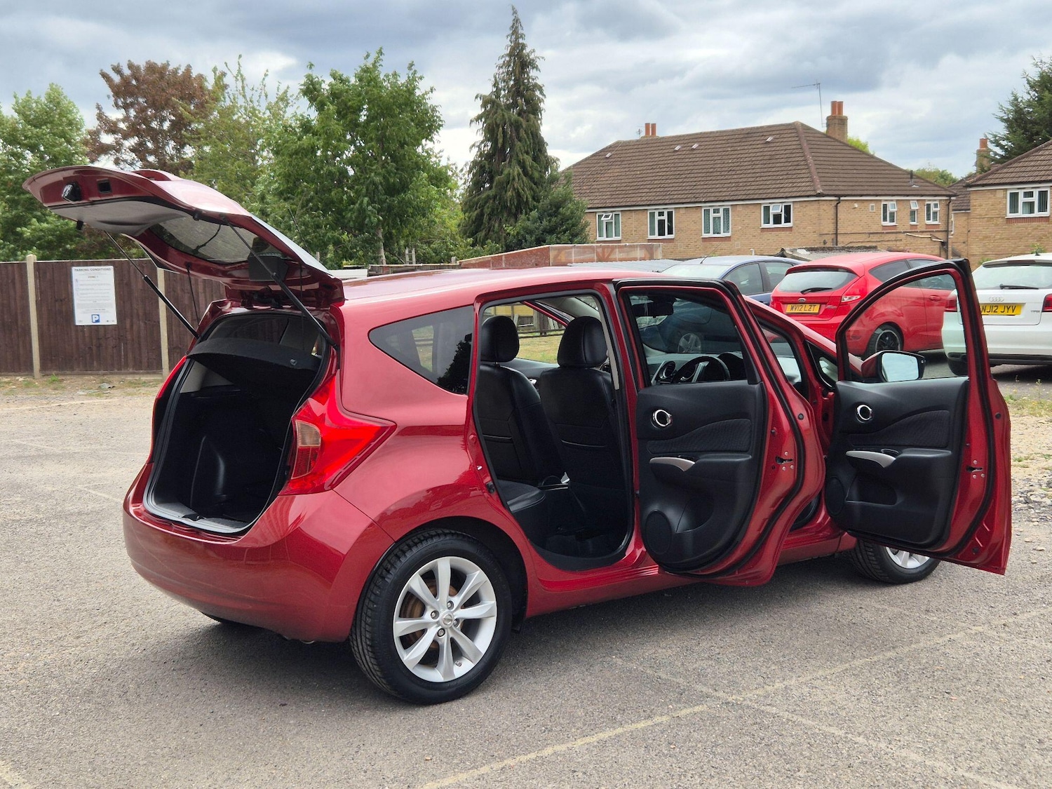 Used Nissan Note 2014 for sale - 76247720: Photo 6