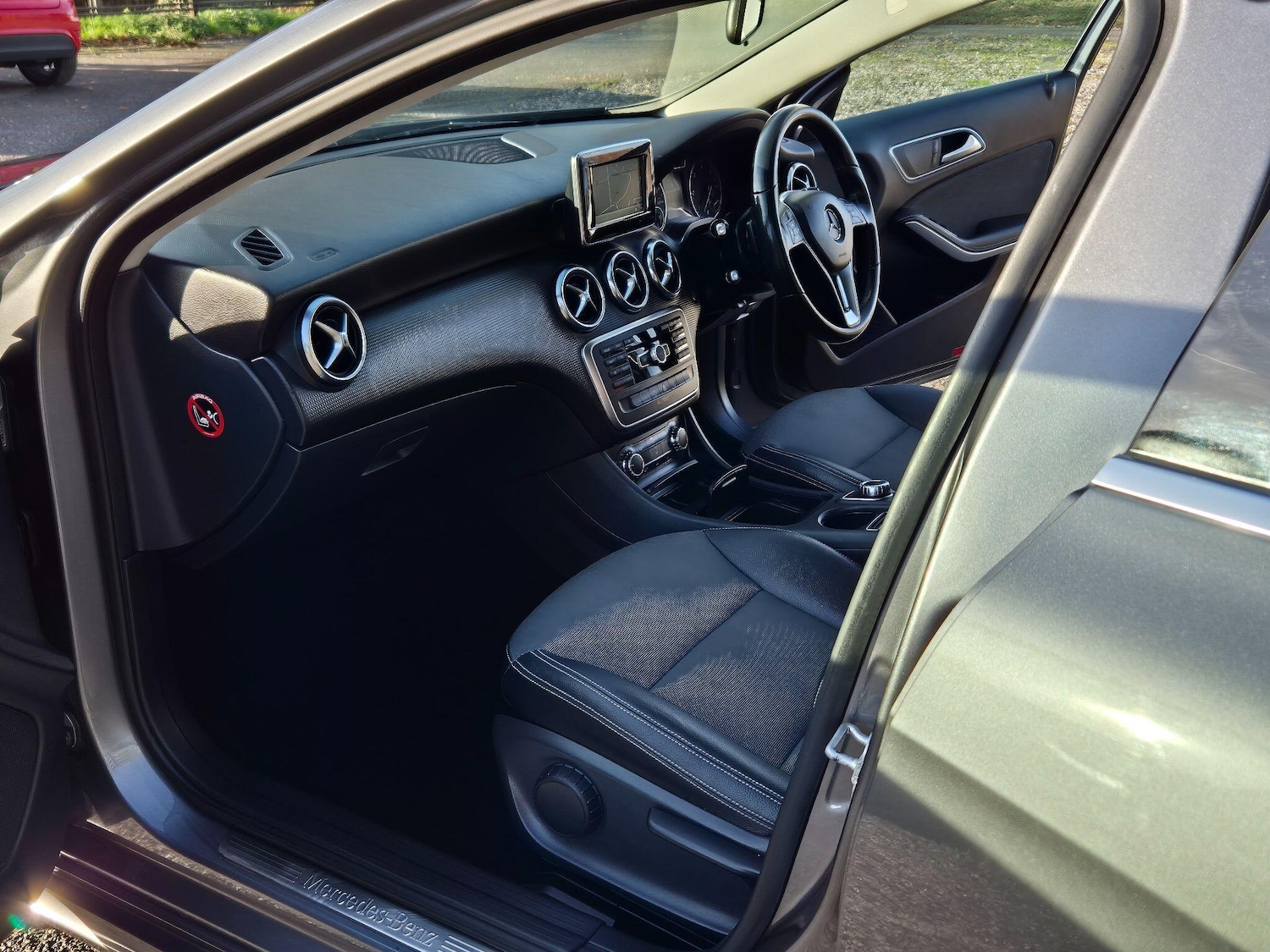 Used Mercedes-Benz A-Class 2015 for sale - 76634119: Photo 23