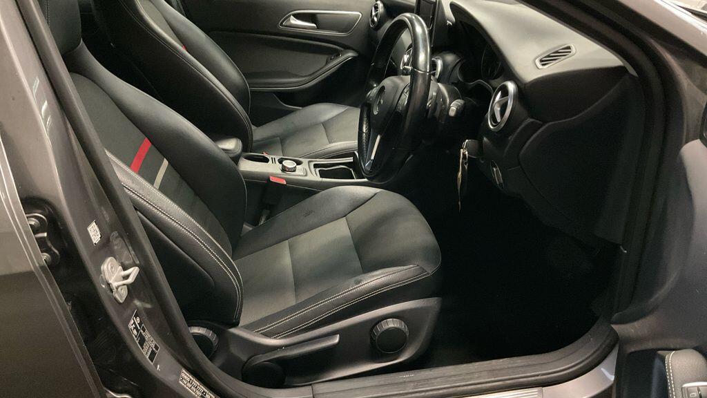 Used Mercedes-Benz A-Class 2015 for sale - 76634119: Photo 7